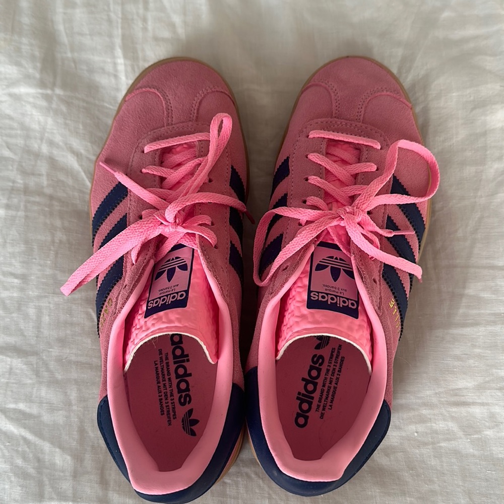 Adidas pink Gazelles